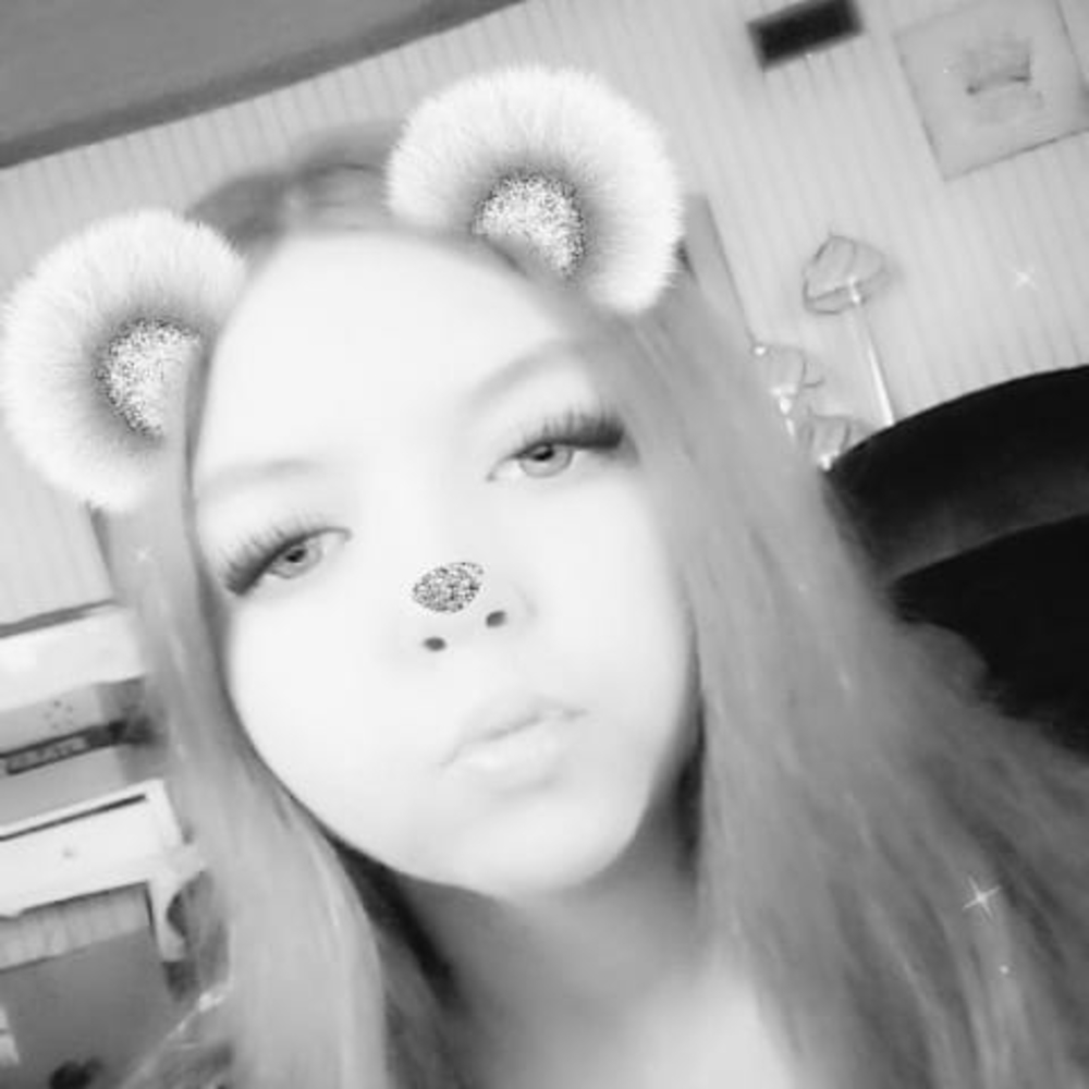 Meet your Posher, Cierra